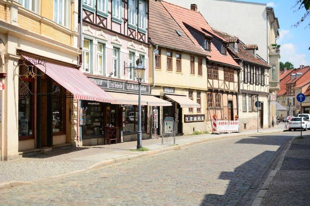 Schoene Ferienwohnung Mit Zwei Schlafzimmern Кведлинбург Экстерьер фото