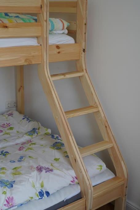 Schoene Ferienwohnung Mit Zwei Schlafzimmern Кведлинбург Экстерьер фото